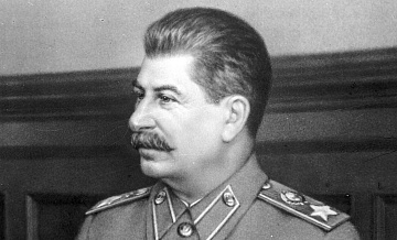 Историк рассказал, как Сталин использовал "дело Гесса" в споре с Лондоном
