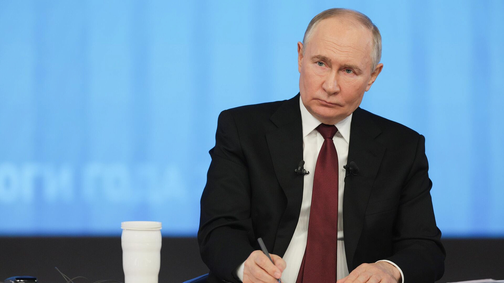 Путин напомнил о выданном в XVIII веке российском паспорте герою Венесуэлы