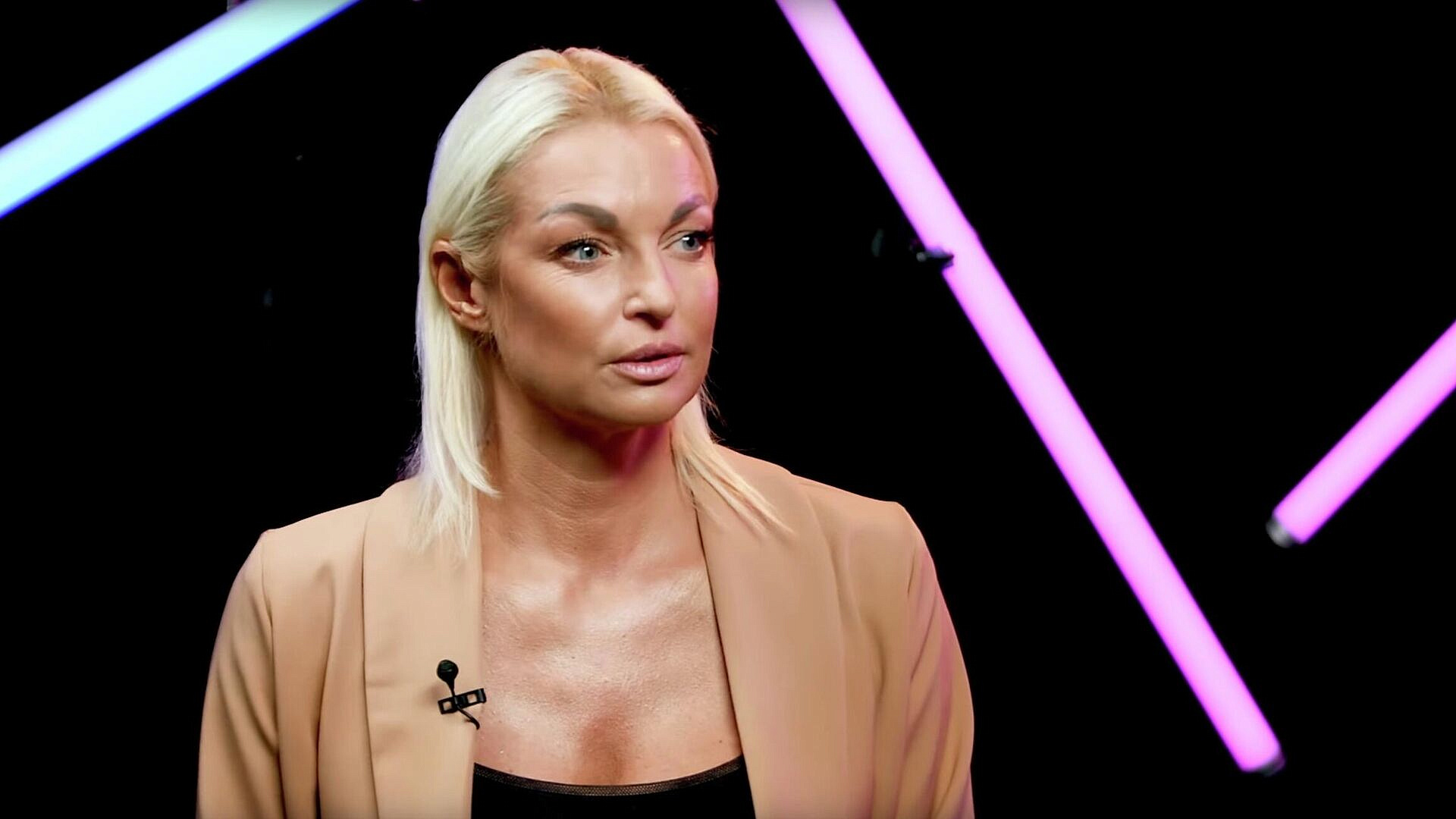 Волочкова рассказала, что могла остаться инвалидом, если бы не операция