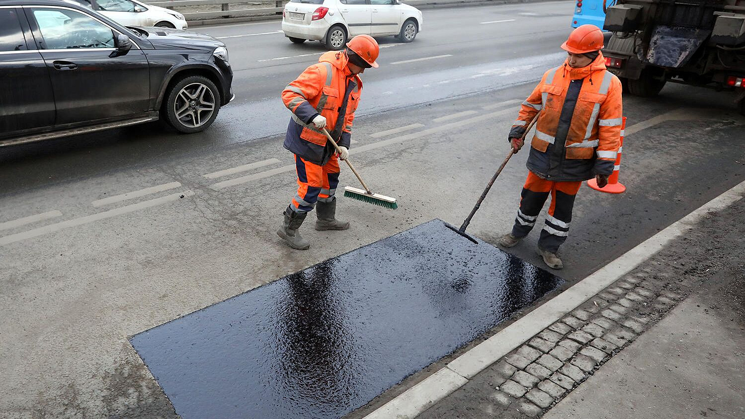 Росстандарт впервые за 20 лет принял новый ГОСТ на асфальт для дорог
