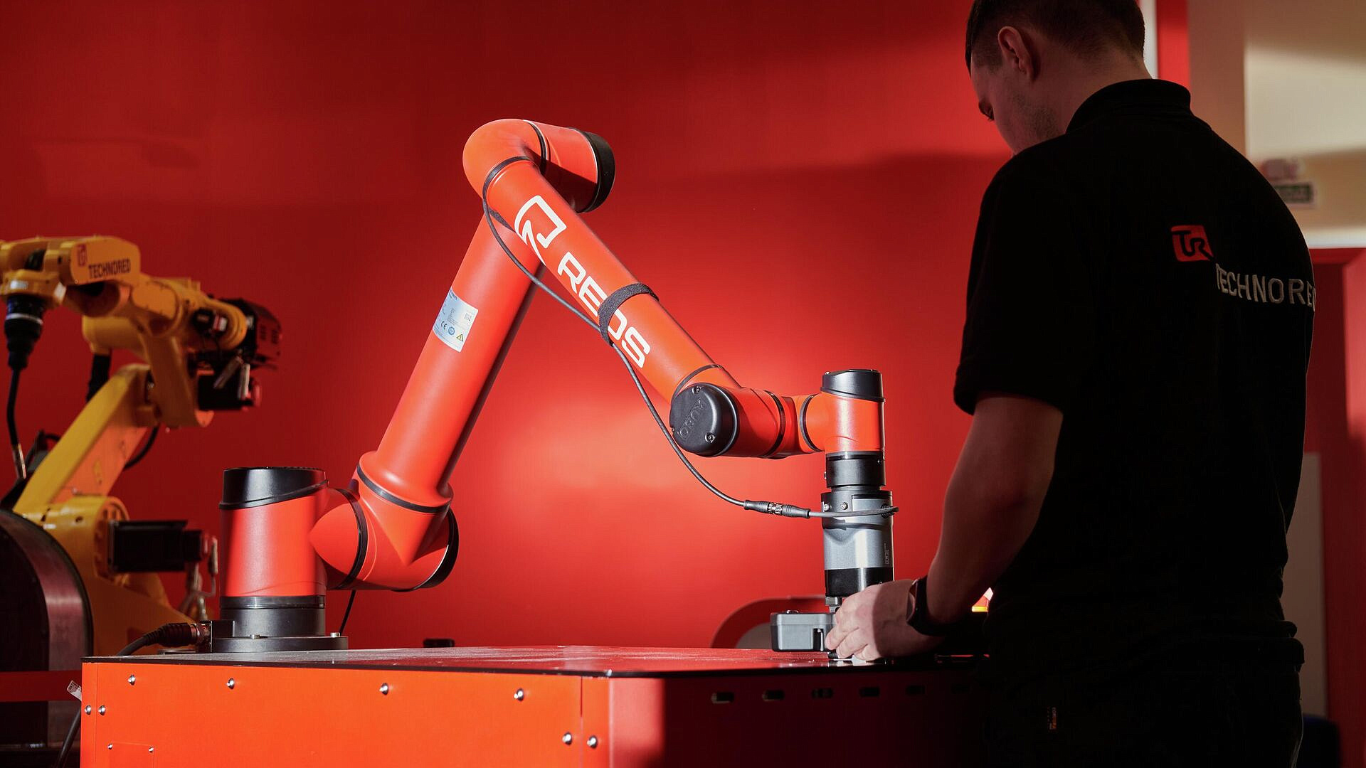 Ликсутов: резидент столичной ОЭЗ изготовил 250 технологичных устройств