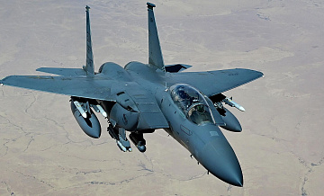 СМИ: Экипаж, вероятно, разбившегося в Иране F-15E состоит из двух человек