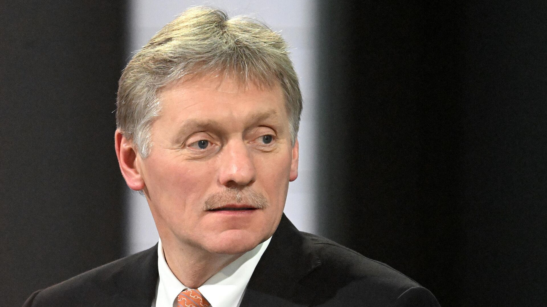 Песков ответил на вопрос о помощи НПЗ в Самарской области