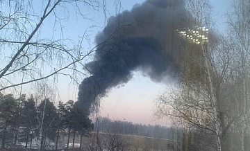 В Перми автобус съехал с дороги и загорелся