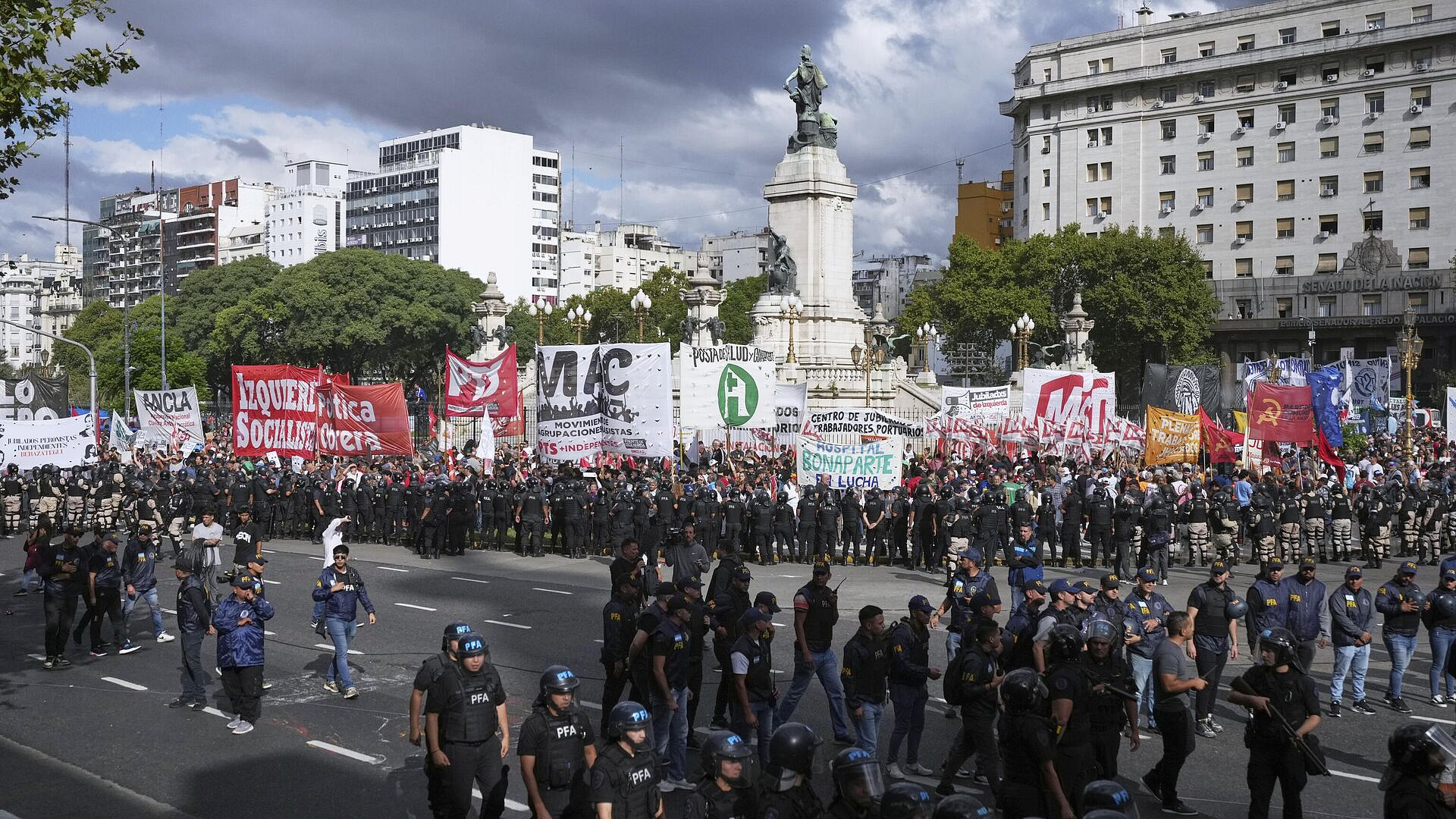 � ������ ������-������ ���������� ��� ��������� ����� �������