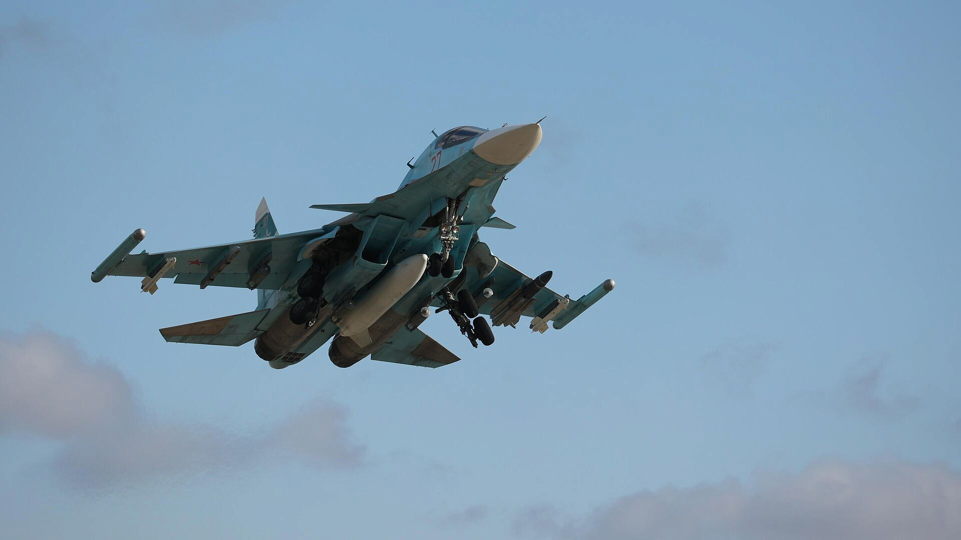 ВС России нанесли поражение аэродрому ВСУ и местам дислокации наемников ВС России нанесли поражение аэродрому ВСУ и местам дислокации наемников