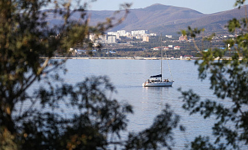 В Черном море спасли яхту, подавшую сигнал бедствия