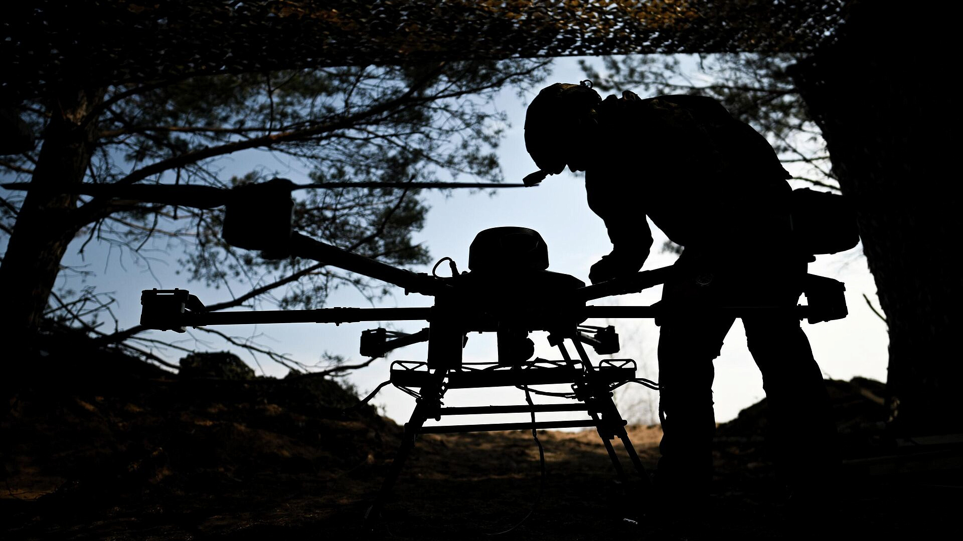 Танк в тандеме с беспилотником ликвидировали живую силу ВСУ под Харьковом