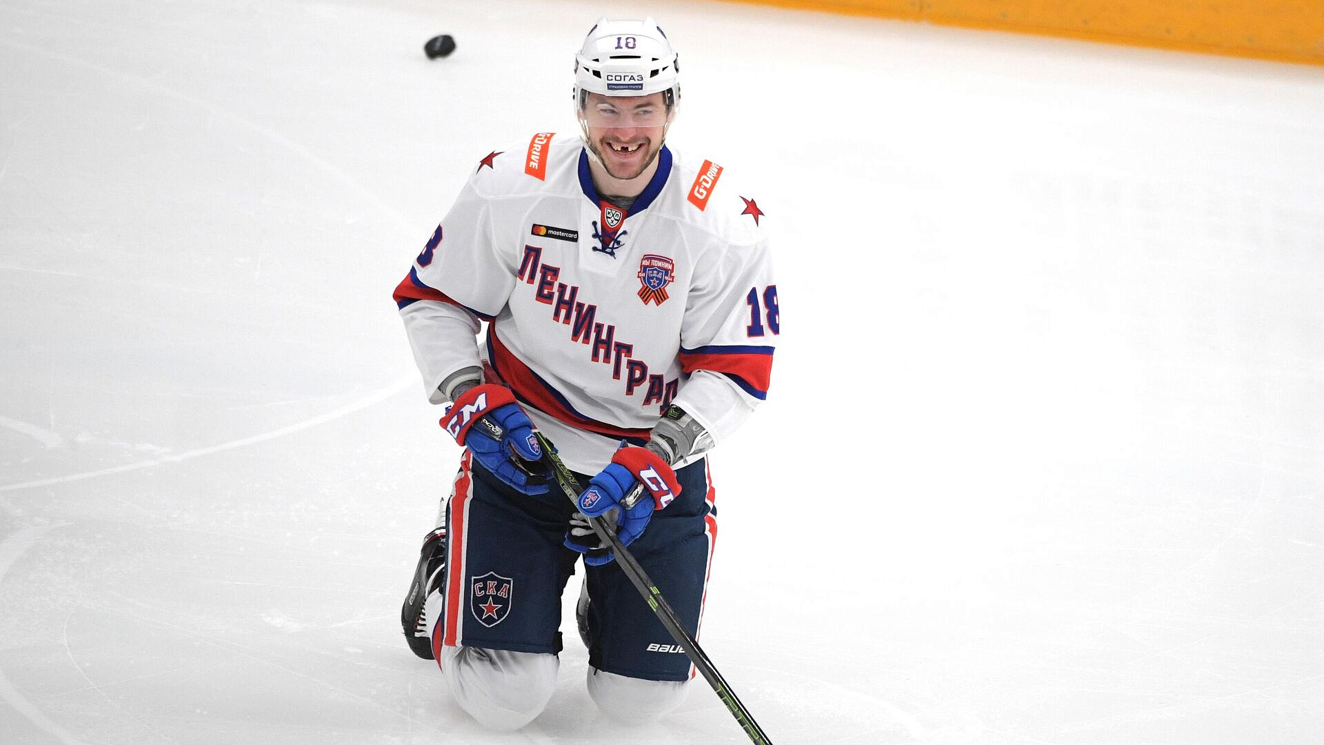 ХК "Нефтехимик" объявил об уходе капитана Дергачева