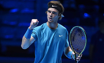 Рублев вышел в четвертьфинал турнира ATP 250 в Гонконге