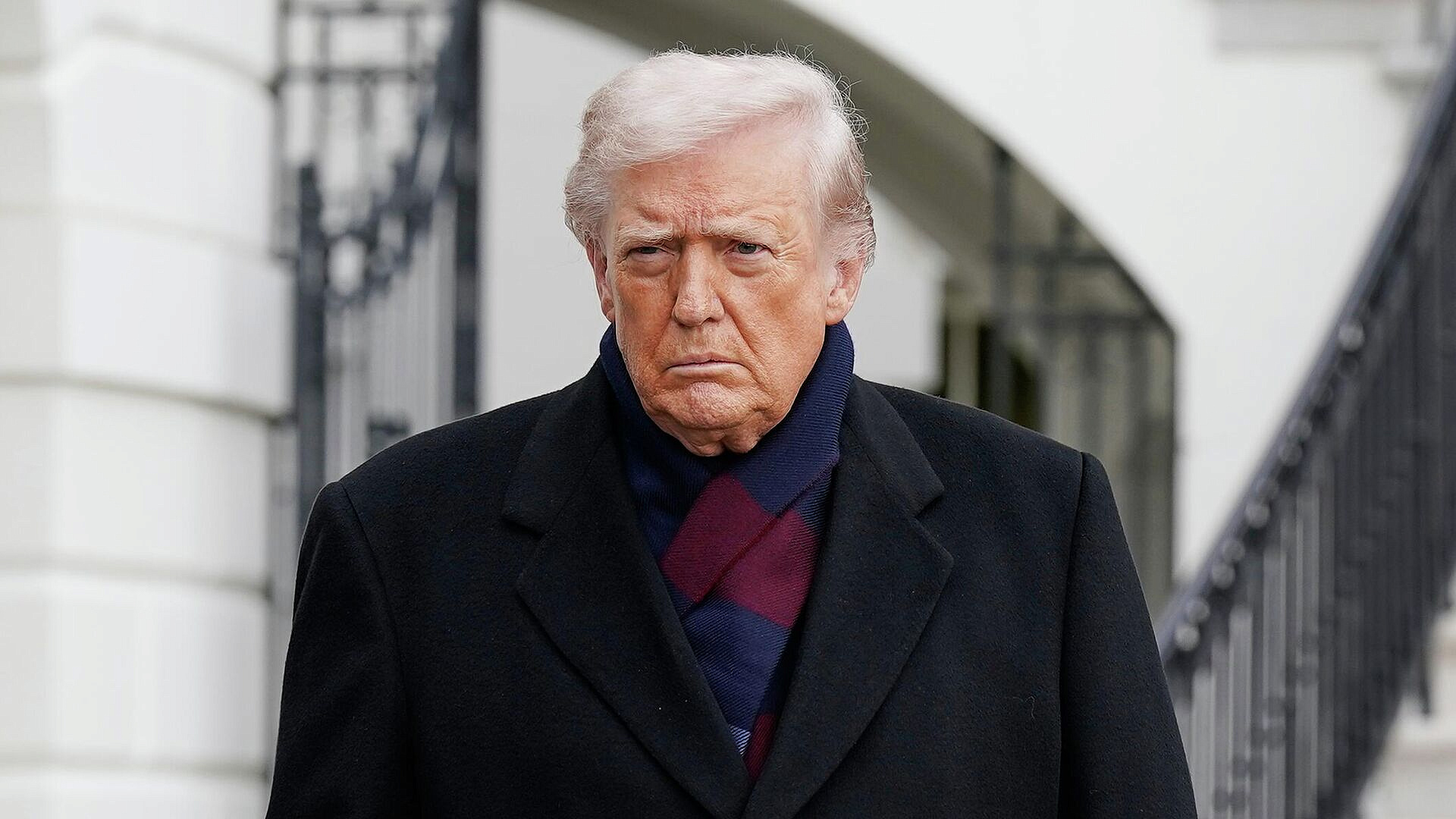 ����� ���������, ������ ������� ����� ��������� � ���������������