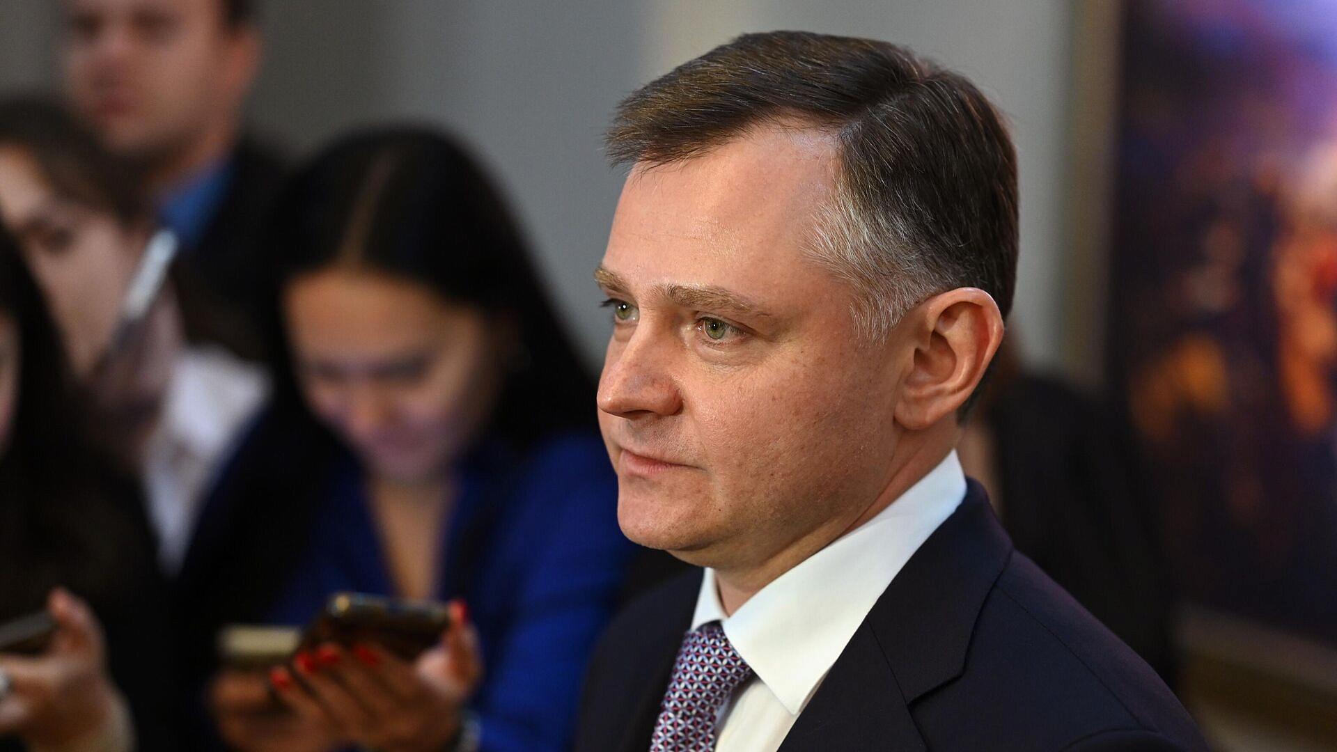 ЕР выдвинула кандидатуру Слюсаря на пост главы Ростовской области ЕР выдвинула кандидатуру Слюсаря на пост главы Ростовской области