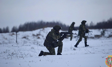 Белоруссия не допустит провокаций возле своих границ, заявили в Минобороны