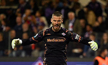 Де Хеа поддержал замененного на 17-й минуте голкипера "Тоттенхэма"