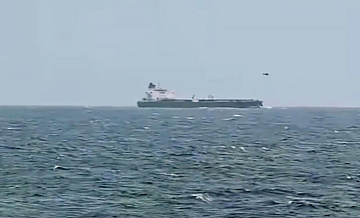 Данных о россиянах в экипаже танкера, задержанном ВМС Франции, пока нет