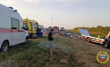 Трех детей, пострадавших в ДТП под Волгоградом, выписали из больницы