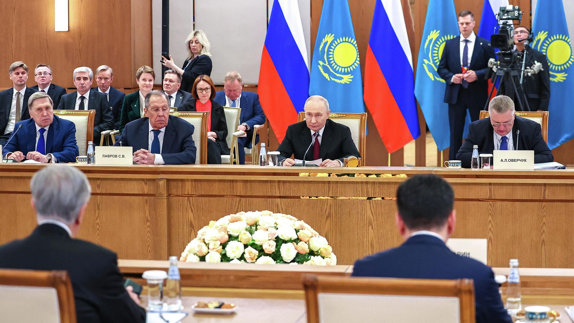 Путин отметил внимание Токаева к поиску талантливой молодежи