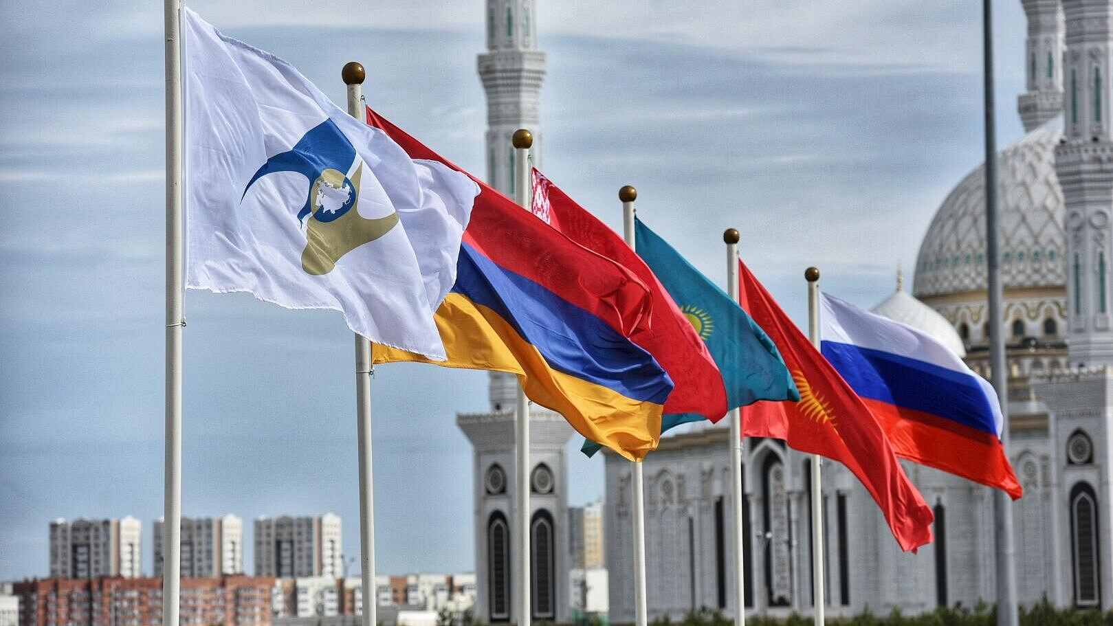 В Кремле ответили на вопрос о судьбе членства Армении в ЕАЭС