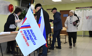 Голикова проголосовала на выборах президента