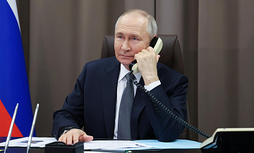 Ушаков рассказал о телефонном разговоре Путина и Трампа