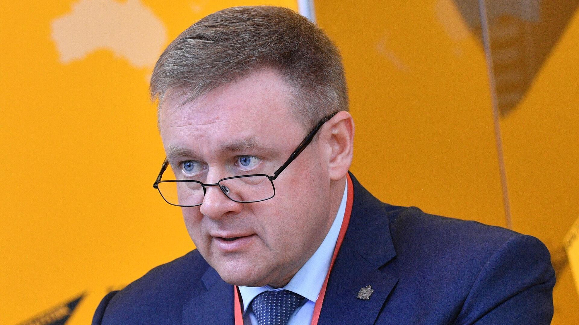 ������������� ���-����������� ��������� ������� ������ ���� �� 15 ���