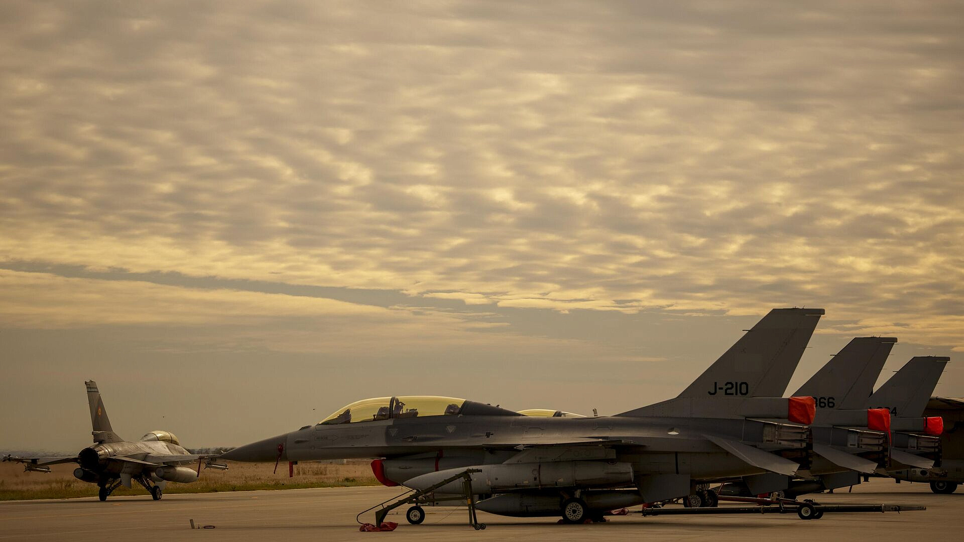 ������� ������ ���������� ��-�� ������� ���, ��� ������� ��� ������� F-16