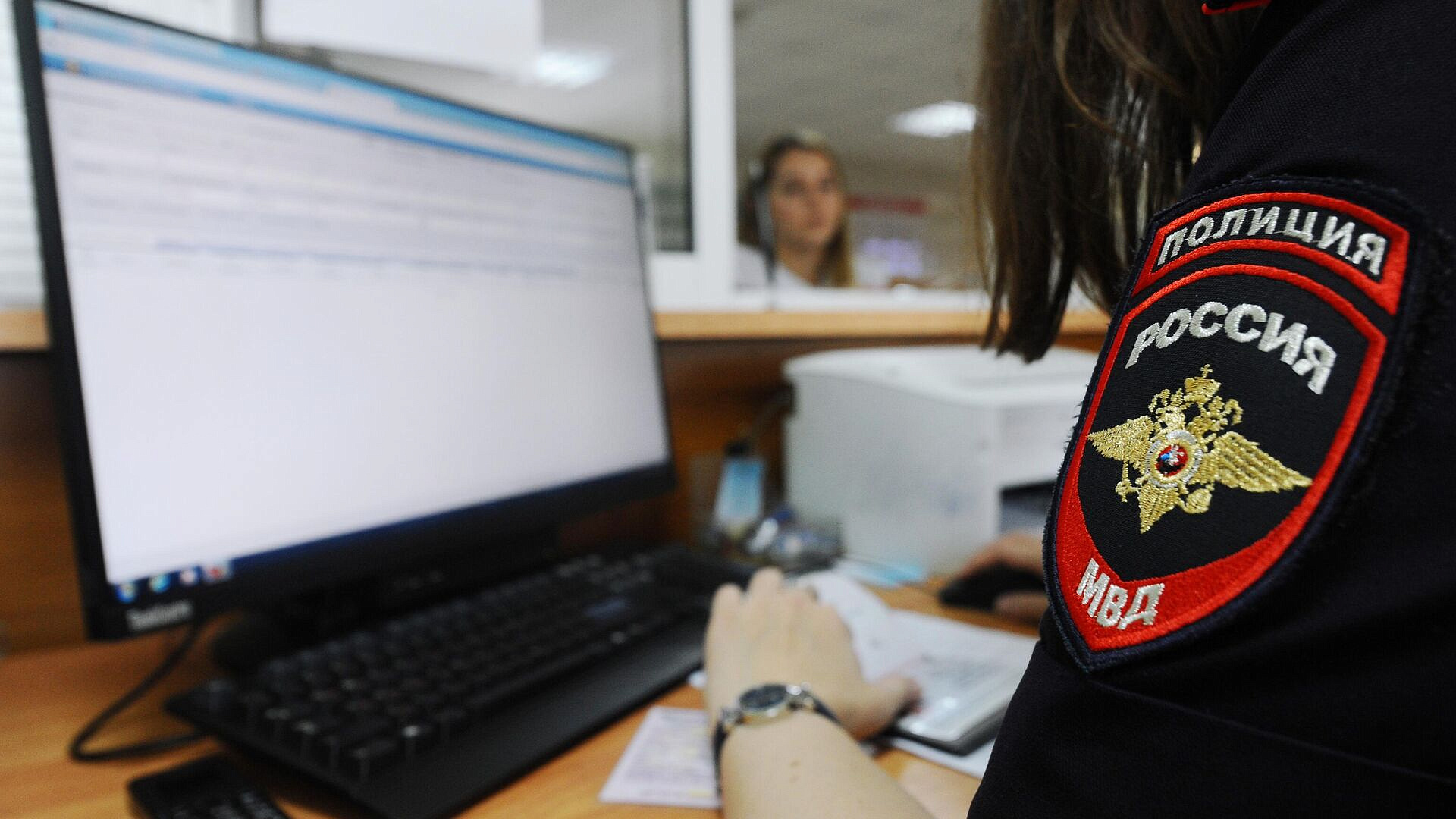В Дагестане девочка пришла с ножом на разговор с родителями ее обидчиков