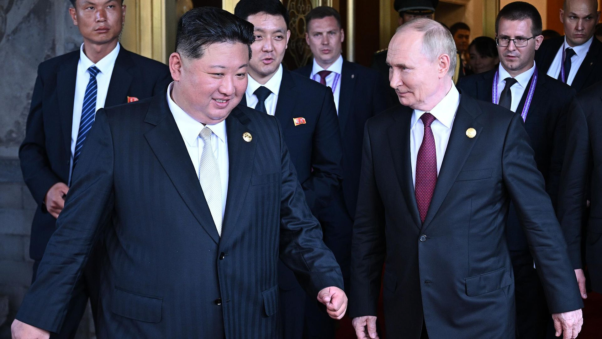 Ким Чен Ын получил от Путина телеграмму в честь освобождения КНДР