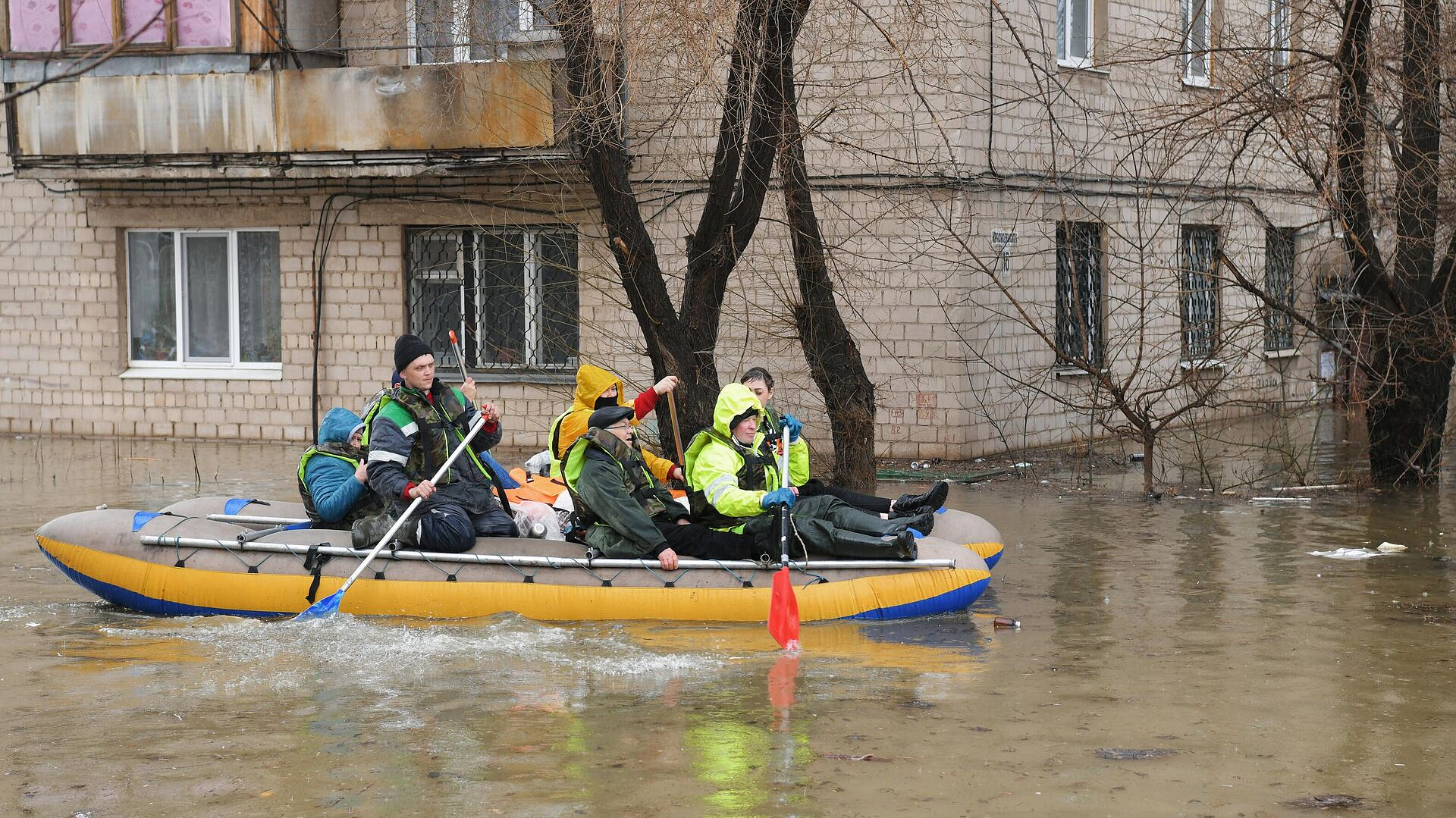 Вода в микрорайоне Старый город в Орске значительно убыла