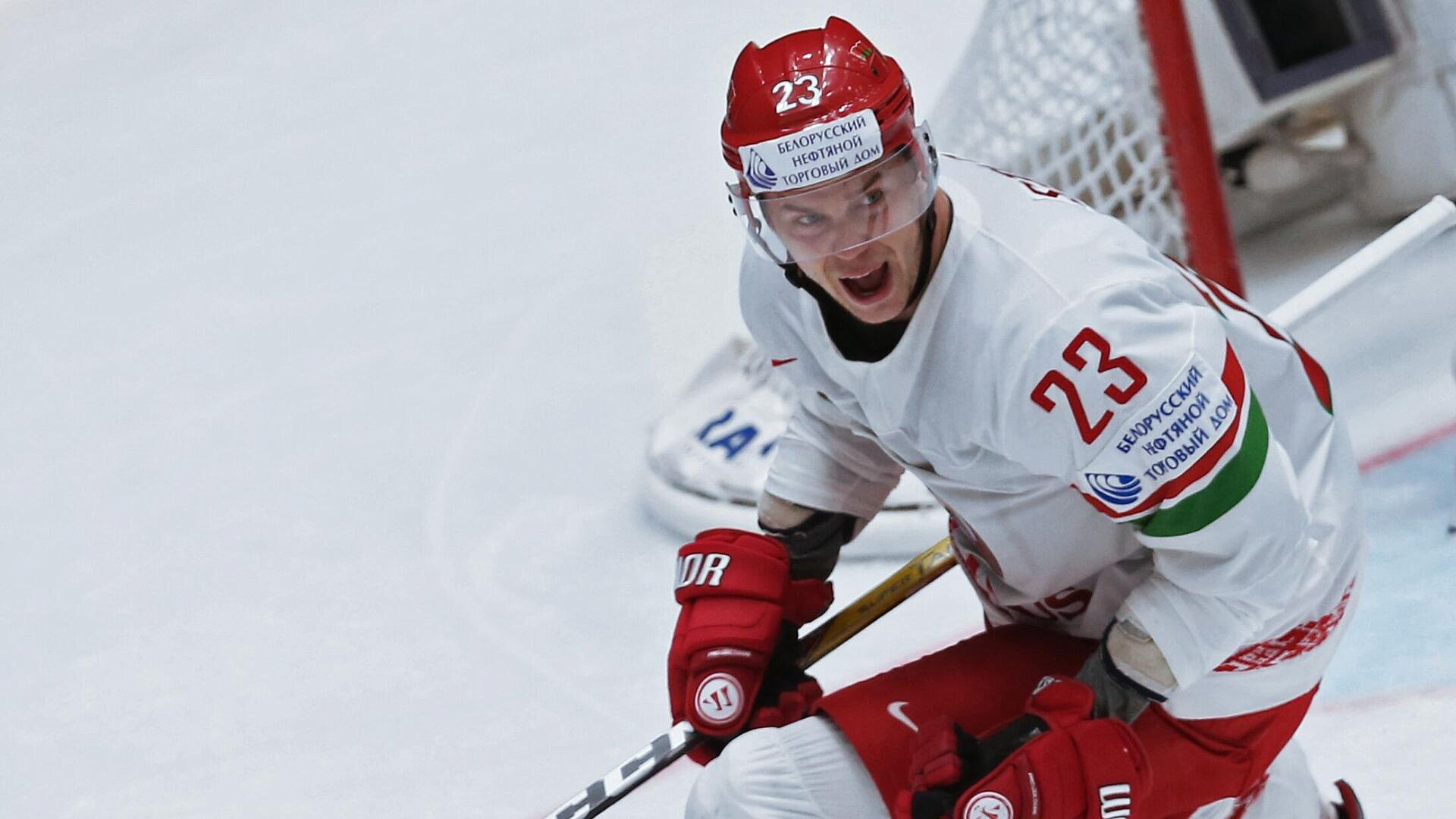 Стась стал пятым игроком, достигшим отметки в 1000 матчей в КХЛ