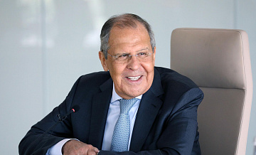 Лавров рассказал, как чувство юмора помогает в работе