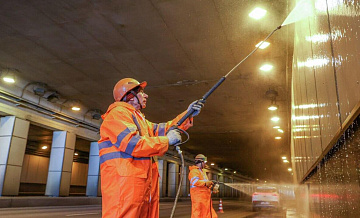 Новокутузовский тоннельный комплекс промыли в Москве