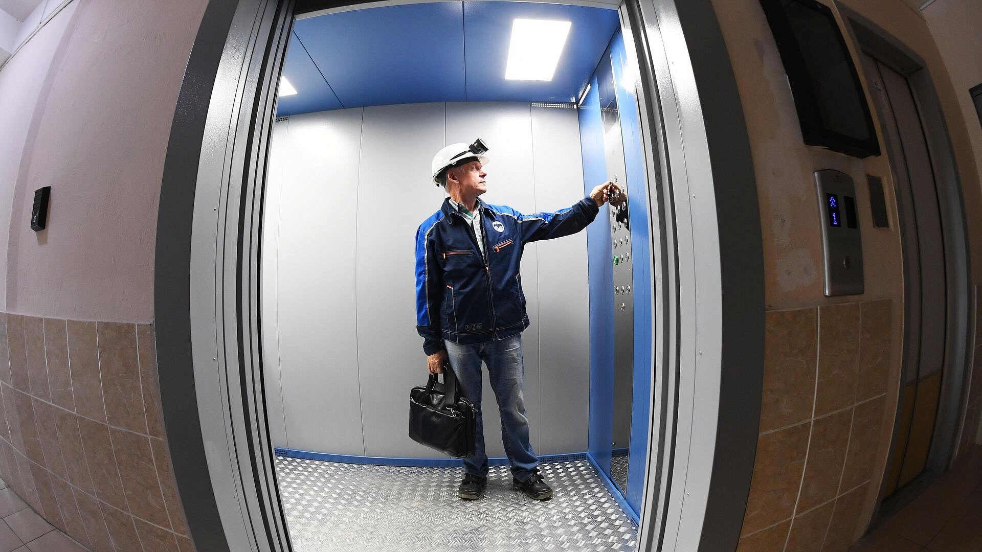 ������� ��������� ���������� �� ����� �� ���� ����������� � ������ �����