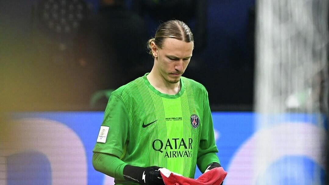 Французские СМИ признали Сафонова лучшим футболистом матча ЛЧ