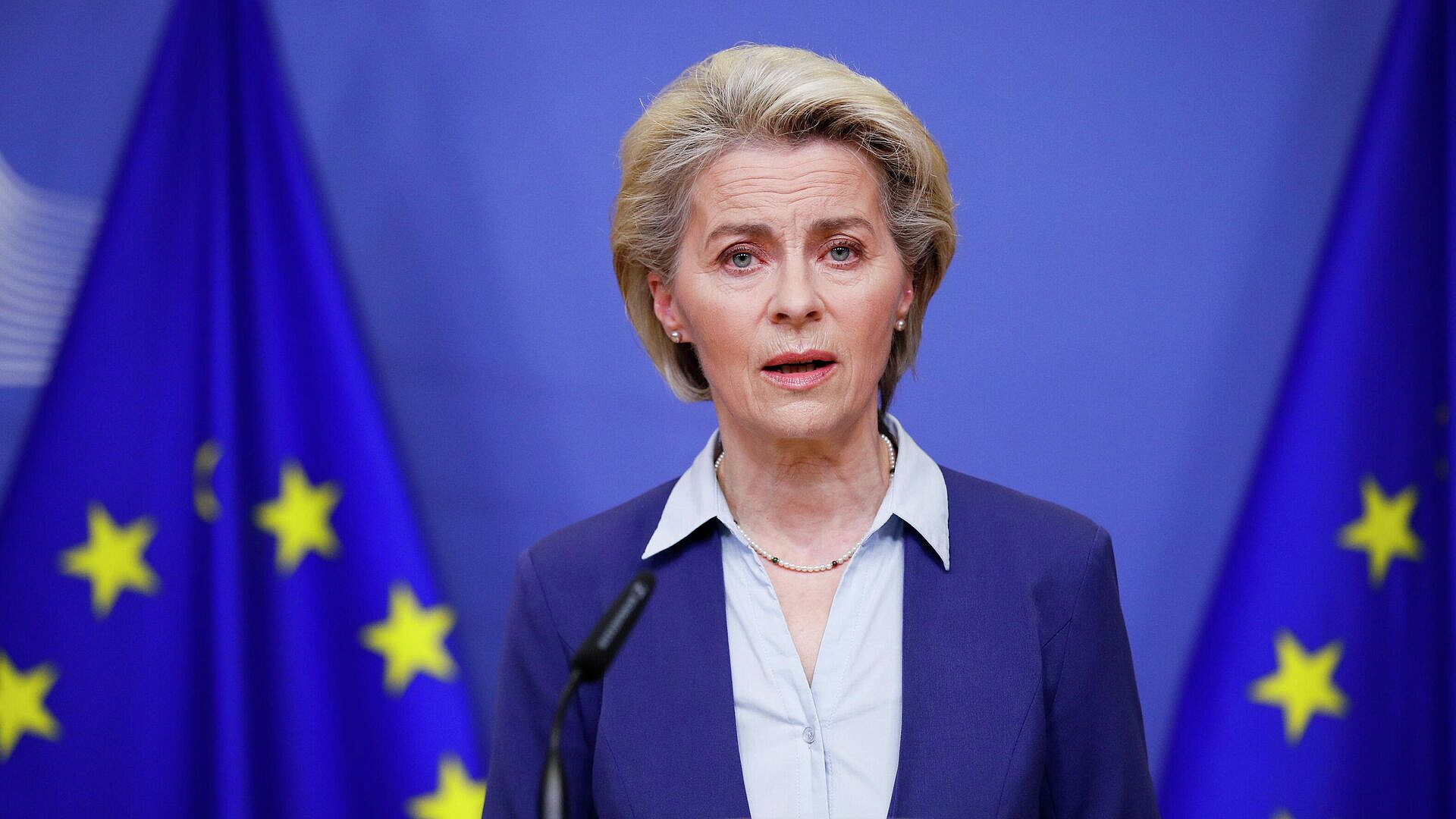 ЕК не сохранила переписку фон дер Ляйен с главой Pfizer, пишет NYT