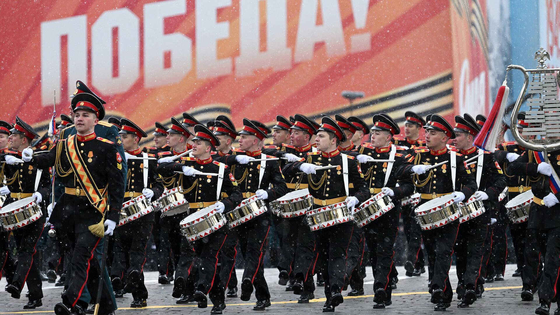 Запад хочет сорвать участие глав стран в юбилее Победы, заявил Нарышкин