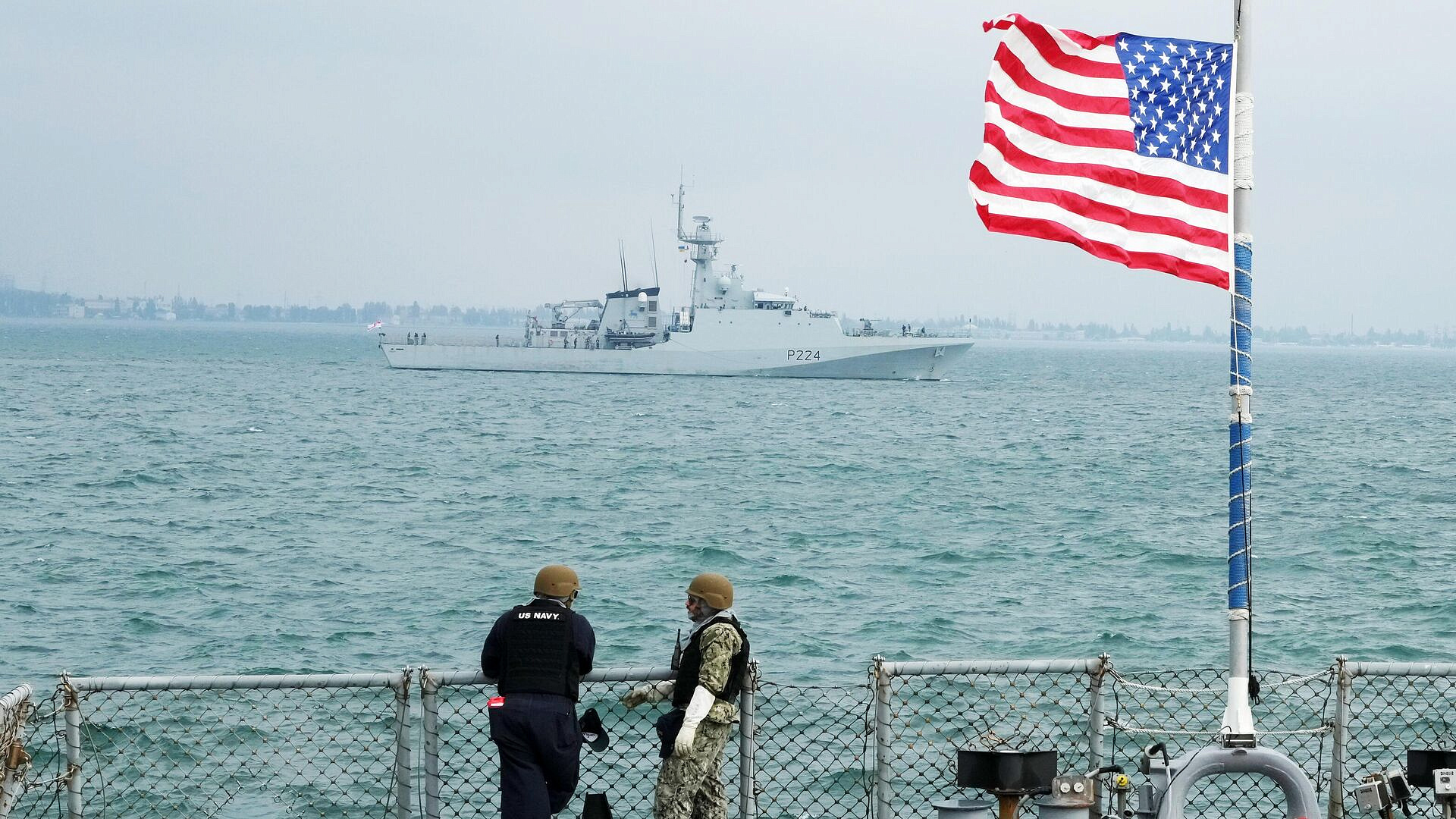 Военные США сообщили об ударе по трем судам наркоторговцев