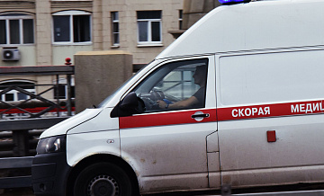 Мальчик в Кузбассе впал в кому, проведя три часа в запертой машине