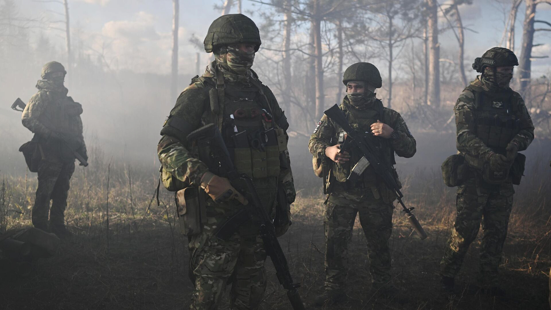 Российские военные уничтожили украинский бронетранспортер в ДНР