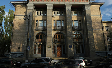 Украинский депутат и актер Юзик сбежал в Испанию сразу после допроса в НАБУ