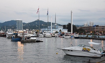 Грузия пообещала не принимать танкеры, связанные с Россией, заявили в ЕК