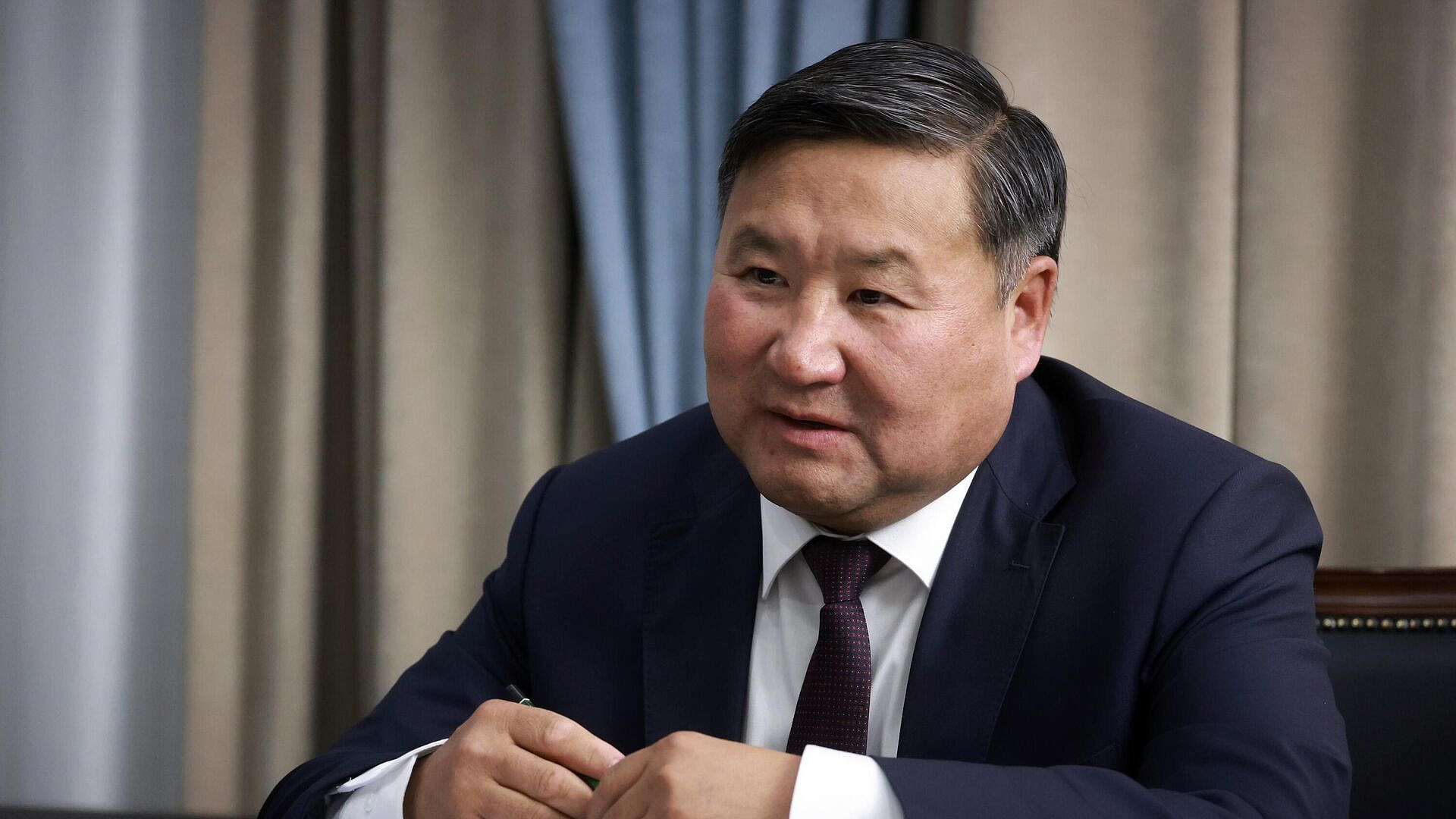 Глава Тувы попросил Путина продлить семейную ипотеку в регионе