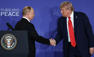 Трамп хотел поговорить с Путиным перед встречей с Зеленским, заявил Ушаков