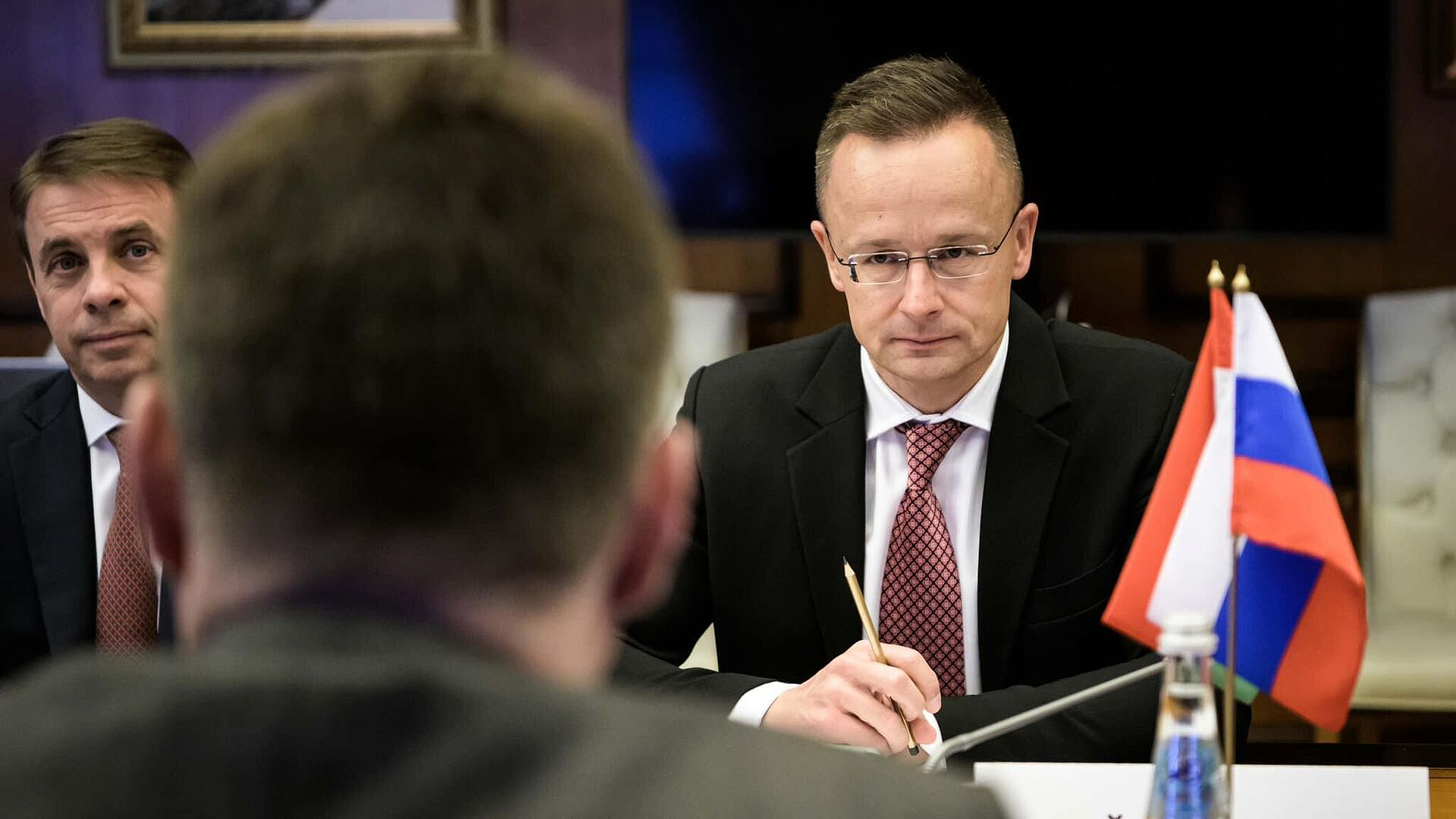 ����-������� ����� ������ ������� � ������ ��� ������� �������