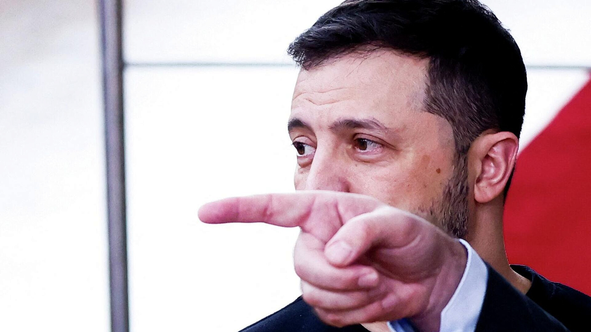 "На грани". Депутат Рады сделал резкое заявление о свержении Зеленского