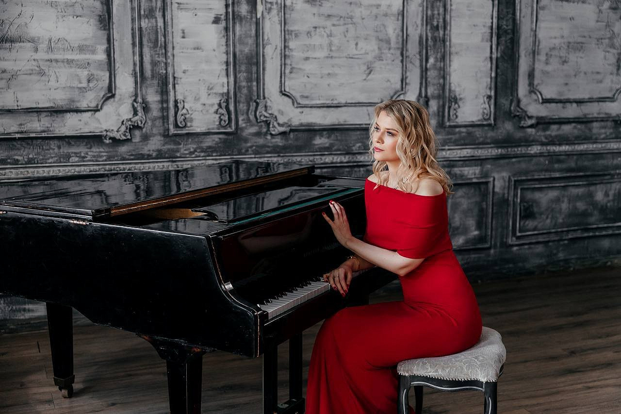 Саша Пушкина - уникальный артист нового времени