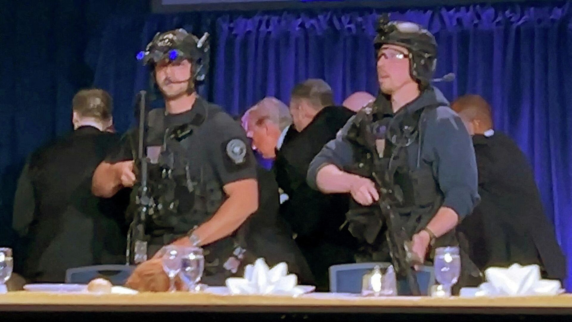 В США прошли обыски у подозреваемого в стрельбе на приеме с Трампом