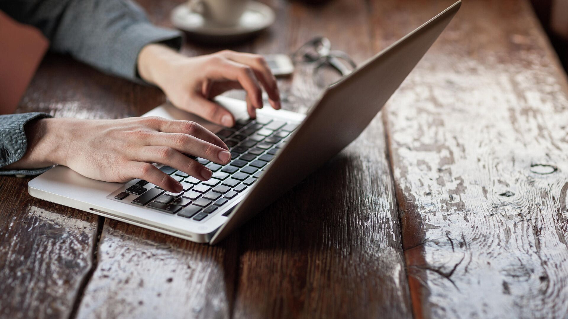 Россиянам рассказали о возможном увеличении лимита сверхурочных работ