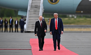 Ушаков рассказал, что Путин и Трамп обсудили в ходе телефонного разговора