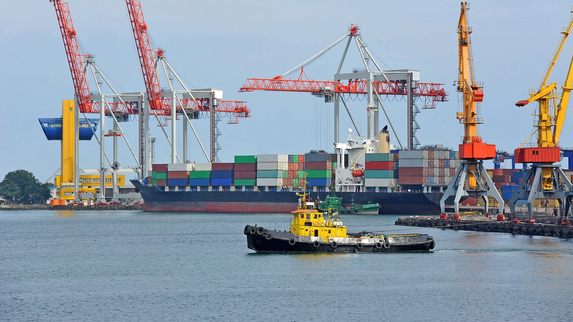 Подполье: Украина может возить грузы с радиационным фоном через порт Одессы